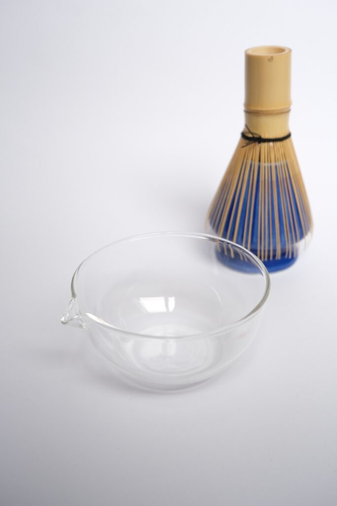 Clear Bowl with Spout (Small)